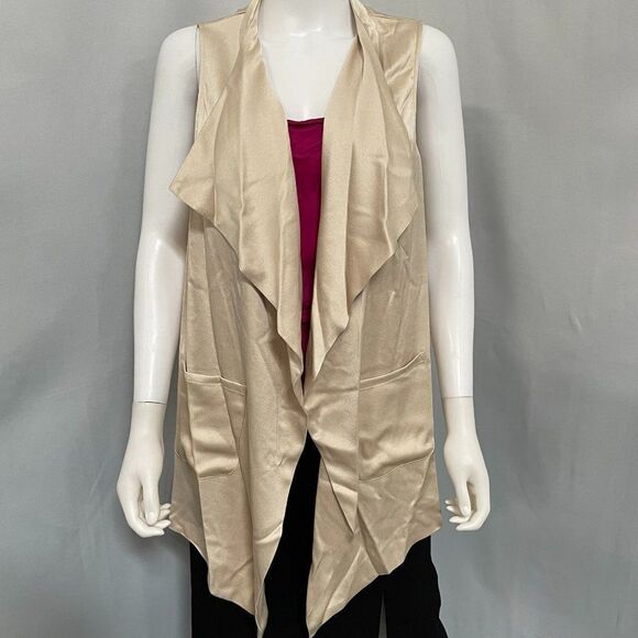 Vince Camuto Women's Drapey Open Front Liquid Satin Vest - Picture 1 of 3